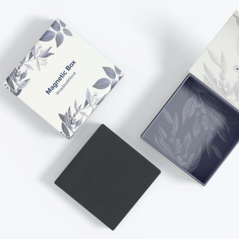 Tweezijdige magnetische cadeaubon met warm stempel Custom juwelen Parfum Flip Top cadeaubon
