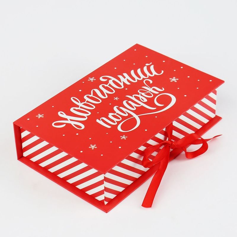 Op maat gemaakte magnetische sluiting rigide dozen Cmyk kleurenprinten Cosmetische cadeaubon verpakking