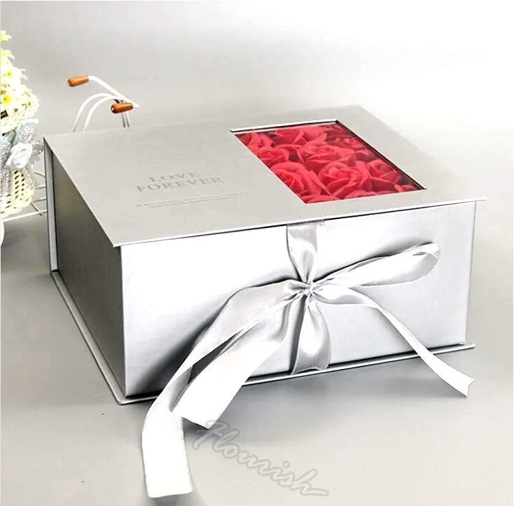 Custom kleur bloemen cadeaubon verpakking met helder raam en lint Eco-vriendelijk