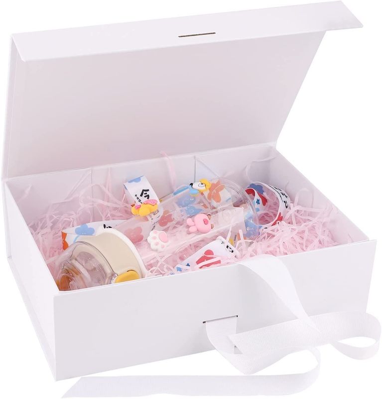 Opvouwbare magnetische cadeaubon met lint Rigiede kartonnen verpakkingsdoos voor parfumzeep mok