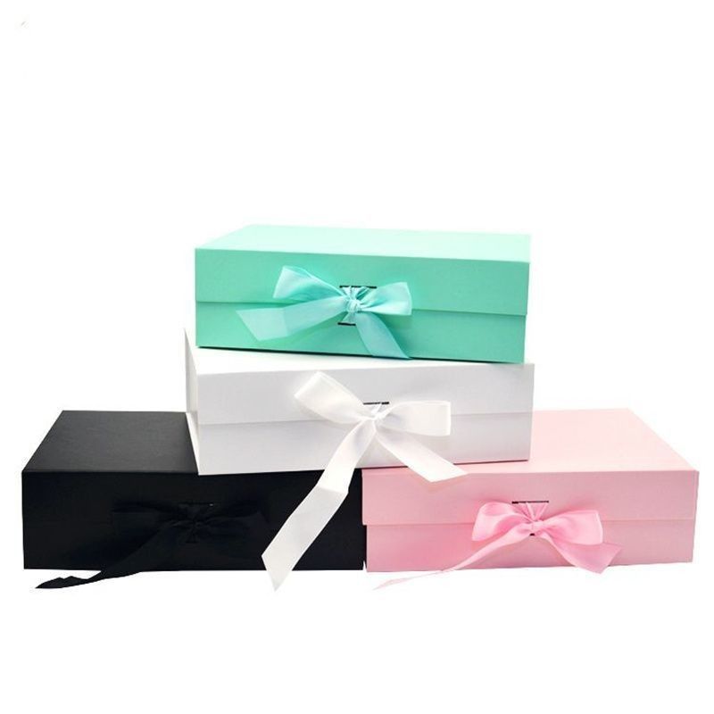 Opvouwbare magnetische cadeaubon met lint Rigiede kartonnen verpakkingsdoos voor parfumzeep mok