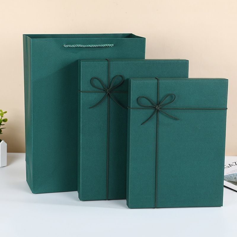 Schoenen en kleding Geschenkdozen Verpakking Vaste kleur Rigiede kartonnen deksel en basisdoos