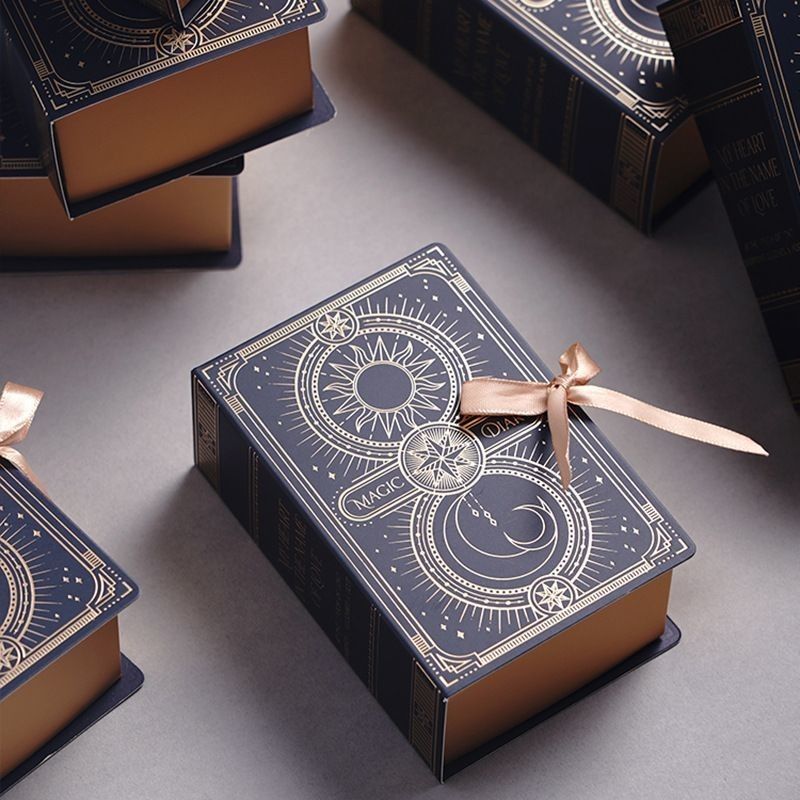 Boek Type Magnetische Clousre Papier Verpakking Geschenkdoos Met Ribbon Custom Logo Gedrukt