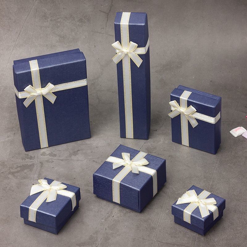 Op maat gemaakte kartonnen papieren verpakkingen cadeaubon juwelendoos met schuiminvoeging en 100% gerecycled papier